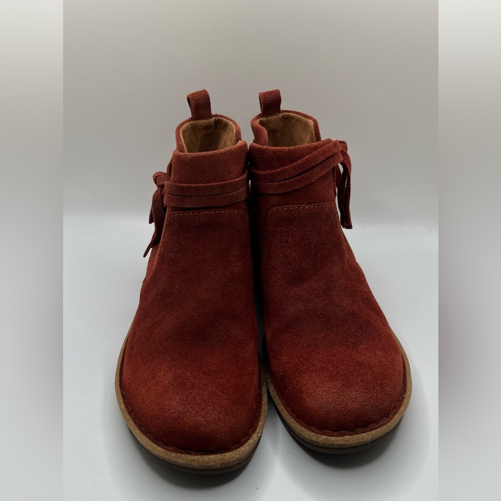 Born Women's Vaughn Round Toe Rust Suede  Leather Ankle Booties Size 8.5 / 39 - Picture 8 of 13